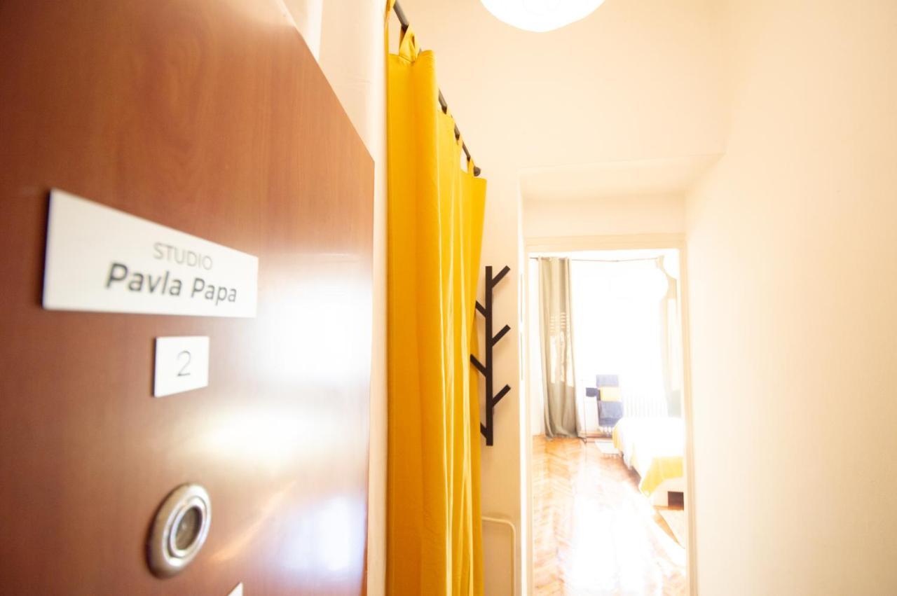 Pavla Papa Studio - Bright & Central โนวีซาด ภายนอก รูปภาพ
